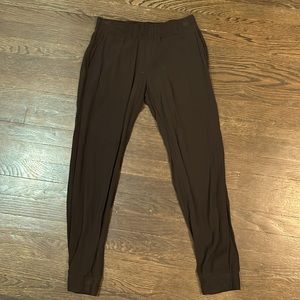 Monrow Black Crepe Rayon Joggers XS inseam 27in